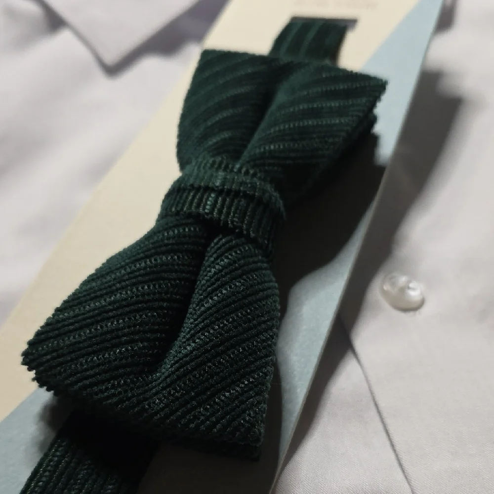 Class Club Dark Green Bow Tie